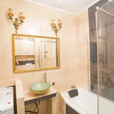 Apartment Bruna 9, Pictoresque And Exclusive Studio Mokotow Invoice, Metro, Parking Warsaw