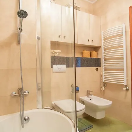 Bruna 9, Pictoresque And Exclusive Studio Mokotow Invoice, Metro, Parking Apartment Warsaw